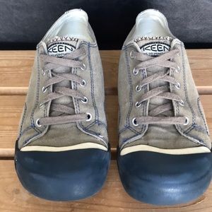 Keen Vulcanized Women’s Canvas Sneakers